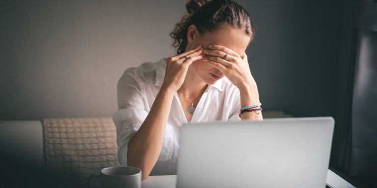 Ramt af stress og udbrændthed