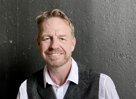 Steven Mcginnes is an expert on internationalization and global interaction